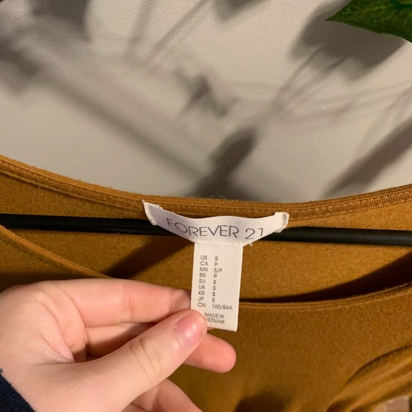 FOREVER 21 DRESS - Picture 3 of 3